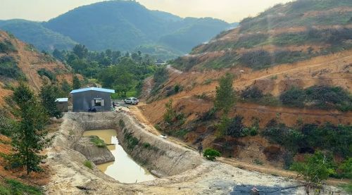 Giải Pháp Tưới Sầu Riêng Đất Dốc Đắk Lắk Béc Bù Áp Đỉnh Cao Đều 100%